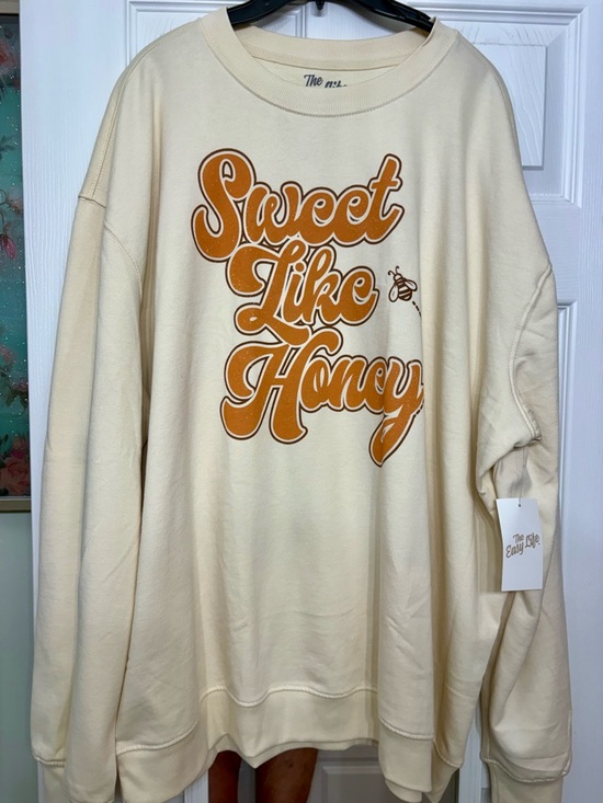 the easy life Tops - "Sweet Like Honey" Cream Graphic Sweatshirt NWT